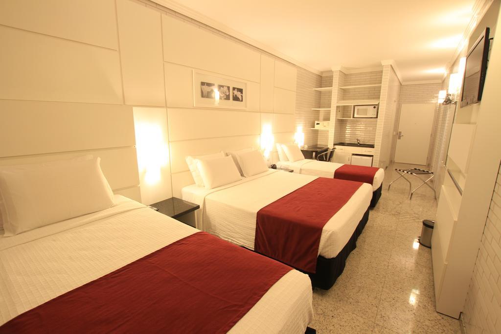 Hotel Confiance Prime Batel Curitiba Zimmer foto
