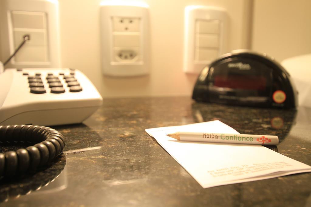 Hotel Confiance Prime Batel Curitiba Zimmer foto